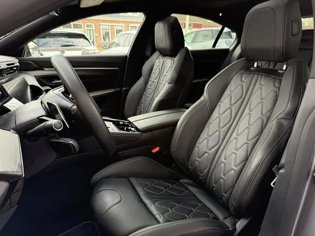 Peugeot 508 1.6 HYbrid 225 GT 2024 Hybride Benzine 19