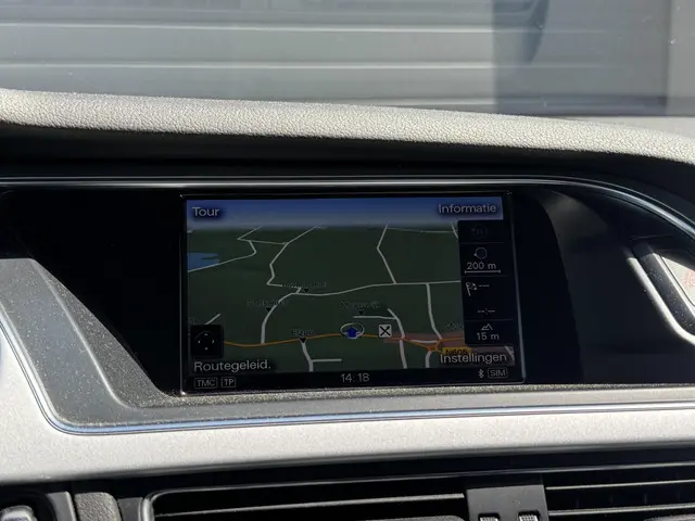 Audi A4 Limousine 1.8 TFSI S Edition 2015 Benzine 21