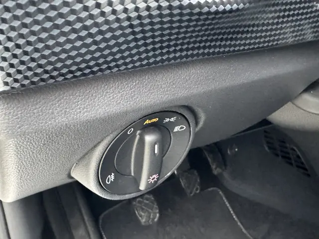 Volkswagen up! 1.0 MPI 60pk BMT move up! 2020 Benzine 7