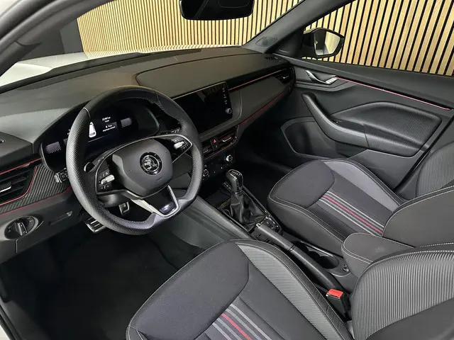 Škoda Kamiq 1.0 TSI Monte Carlo 2024 Benzine 6