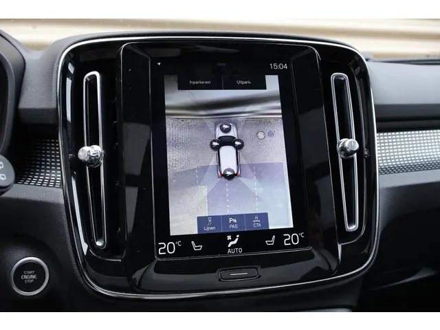 Volvo XC40 T5 Recharge R-Design 2020 Hybride Benzine 40