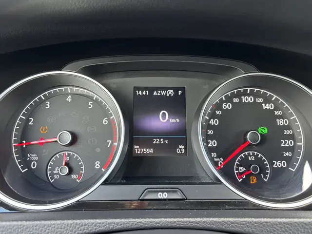 Volkswagen Golf 1.5 TSI Highline Business R 2018 Benzine 21
