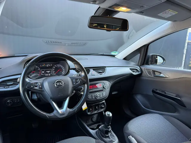 Opel Corsa 1.4 Edition 2017 Benzine 31