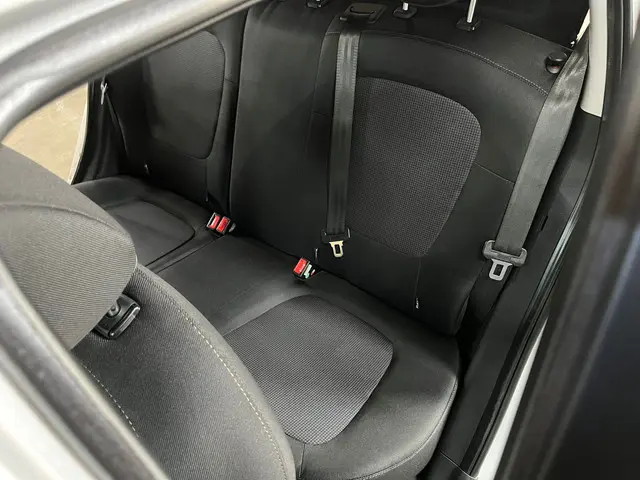 Hyundai i20 1.2i i-Deal 2014 Benzine 22