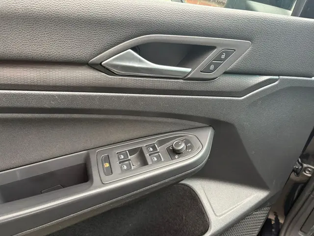 Volkswagen Golf 2.0 TSI GTI Pano 2021 Benzine 14