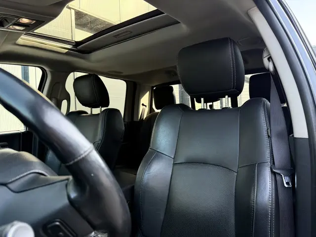 Dodge Ram 1500 5.7 V8 HEMI Quad Cab 6'4 2016 LPG/Gas 8