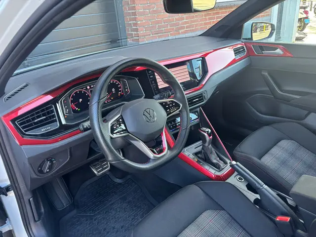 Volkswagen Polo 2.0 TSI GTI IQ LIGHT 2022 Benzine 15