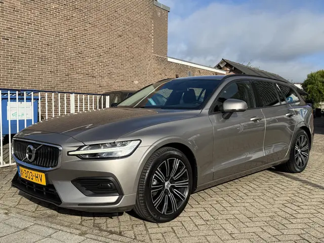 Volvo V60 2