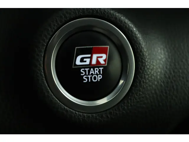 Toyota Yaris 1.6 GR Premium 2021 Benzine 41