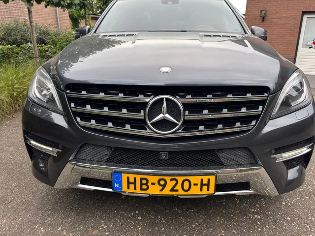 Mercedes-Benz M-Klasse 350 BlueTEC 2015 Diesel 3