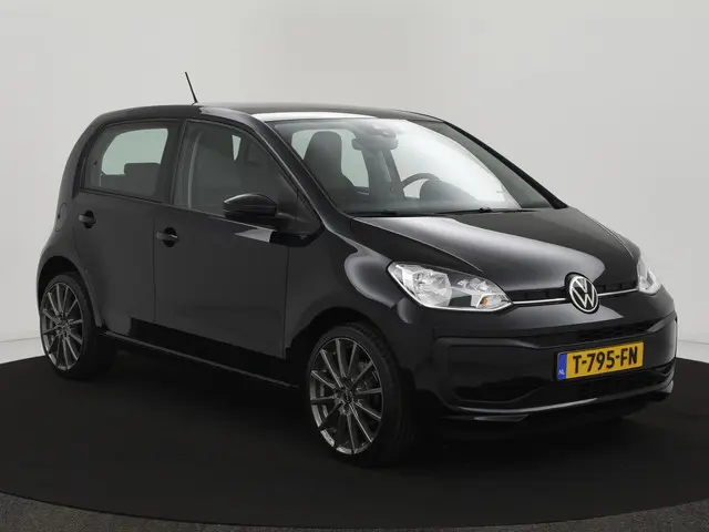 Volkswagen up! 1.0 2023 Benzine 5