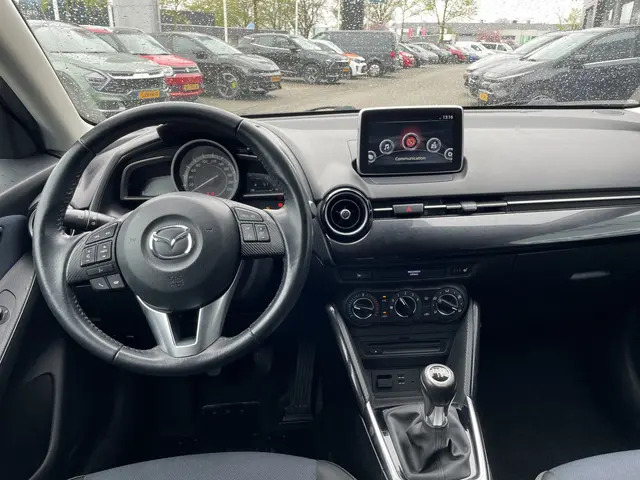 Mazda 2 1.5 Skyactiv-G S 2016 Benzine 11