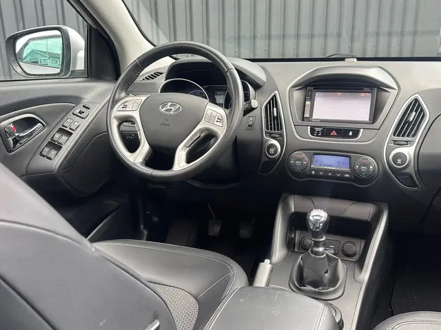 Hyundai ix35 1.6i GDI Style PANO / CLIMA 2013 Benzine 26
