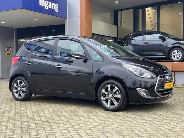 Hyundai ix20 1.6i Premium 2018 Benzine 42