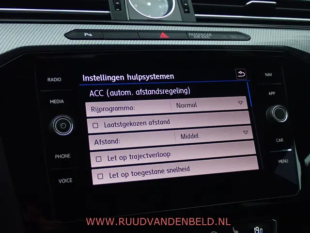 Volkswagen Arteon 2.0TSI R-LINE 2019 Benzine 18