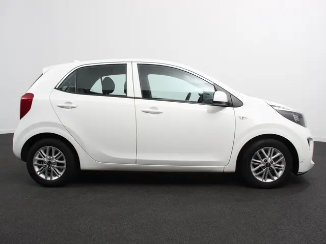 Kia Picanto 1.0 DPi Automaat DynamicLine 2023 Benzine 9