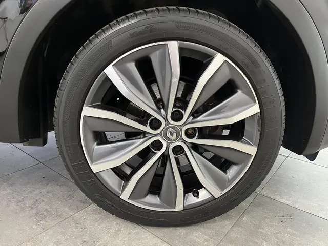 Renault Kadjar 1.2 TCe Bose 2018 Benzine 30