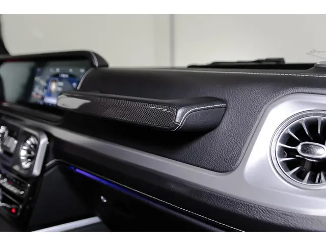 Mercedes-Benz G-Klasse 63 2019 Benzine 35