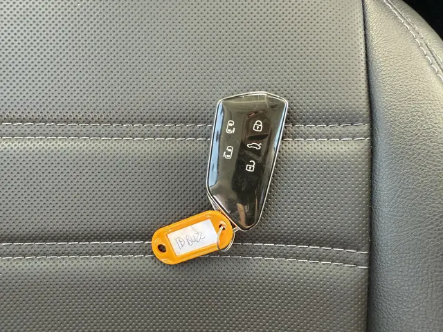 Volkswagen ID. Buzz ID.BUZZ 77 kWh 204pk 2023 Elektrisch 42