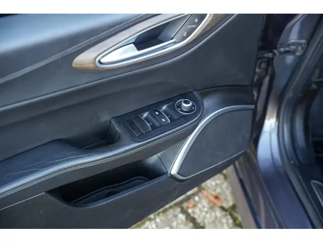 Alfa Romeo Giulia 2.0 T AWD Gepantserd 2019 Benzine 15