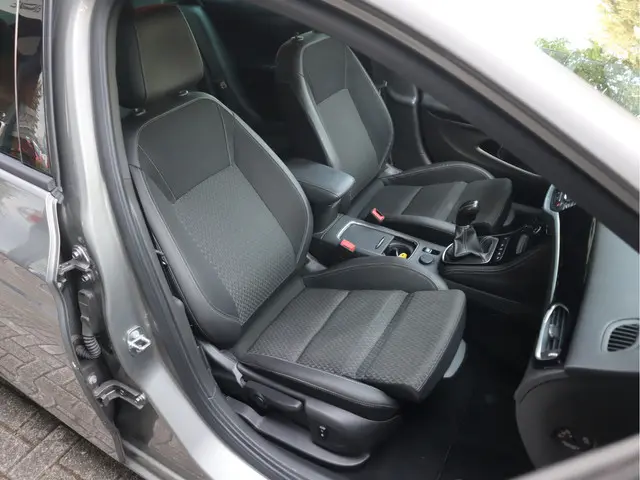 Opel Astra Sports Tourer 1.4 Innovation 2016 Benzine 14