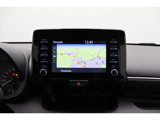 Toyota Yaris 1.5 Hybrid Active 2022 Hybride Benzine 18