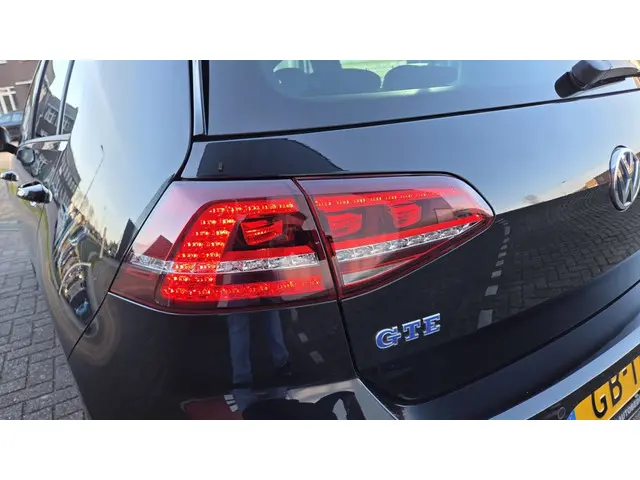 Volkswagen Golf 1.4 TSI GTE 2015 Hybride Benzine 18