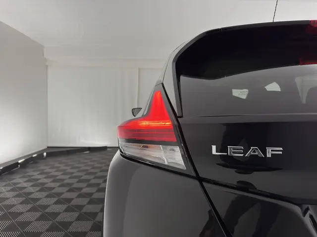 Nissan Leaf Tekna 40 kWh 2020 Elektrisch 24