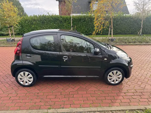 Peugeot 107 1.0 Active 93.000 KM AIRCO 2013 Benzine 7