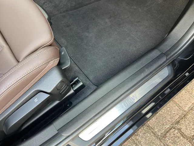 BMW 3 Serie Touring 320e 2023 Hybride Benzine 30