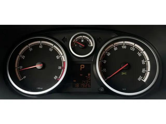 Opel Corsa 1.4-16V Design Edition 2014 Benzine 10