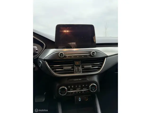 Ford Focus 1.0 EcoBoost Titanium Business 2020 Benzine 16