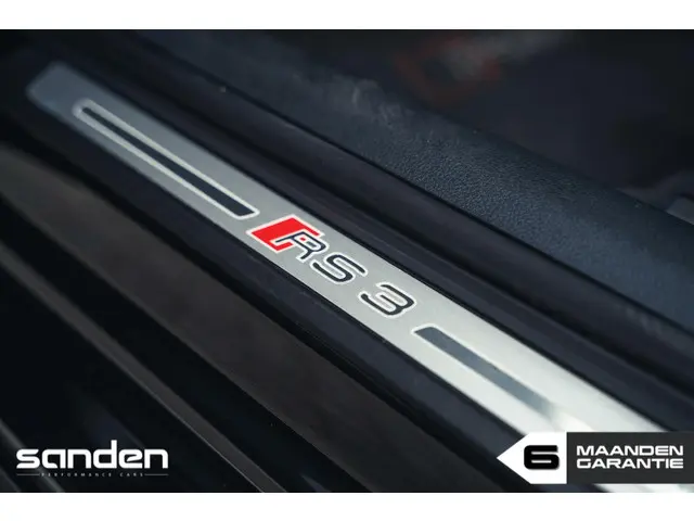 Audi RS3 2.5 TFSI RS3 quattro 2018 Benzine 76