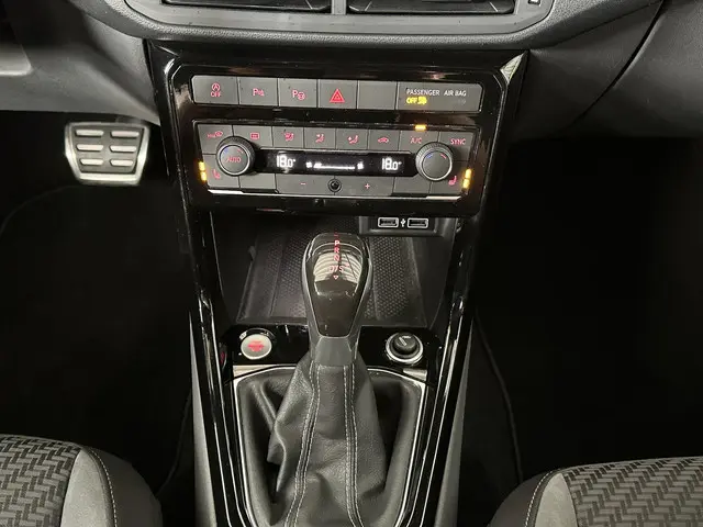 Volkswagen T-Cross 1.0 TSI Style 2019 Benzine 27