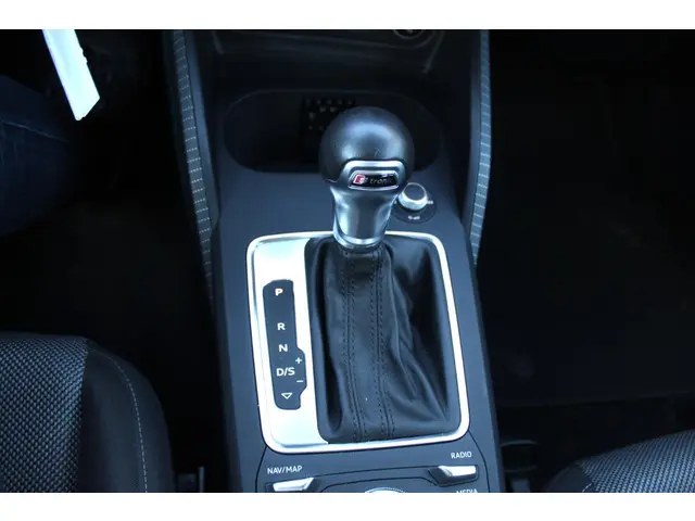 Audi Q2 1.0 TFSI #limited 2018 Benzine 15