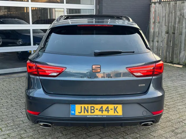 SEAT Leon ST 2.0 TSI CUPRA 300 4Drive / Pano 2018 Benzine 13