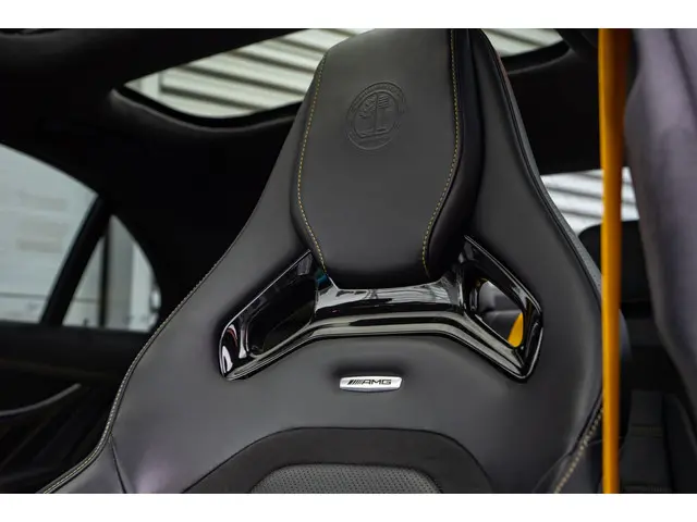 Mercedes-Benz E-Klasse AMG 63 S 4MATIC+ 2017 Benzine 26