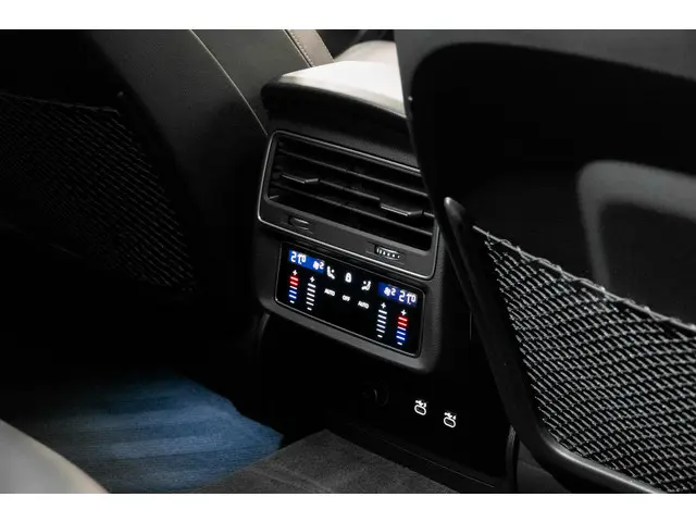 Audi SQ8 4.0 TFSI Quattro 2021 Benzine 18