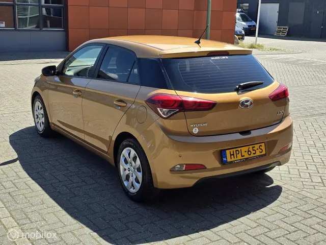Hyundai i20 1.2 HPi-MotionPremium✅️Apk✅️Airco✅️ 2015 Benzine 4
