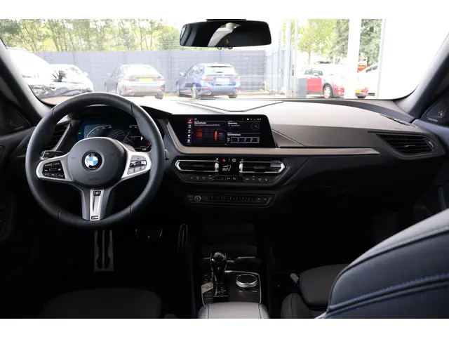 BMW 2 Serie Gran Coupé 218i High Executive 2025 Benzine 9