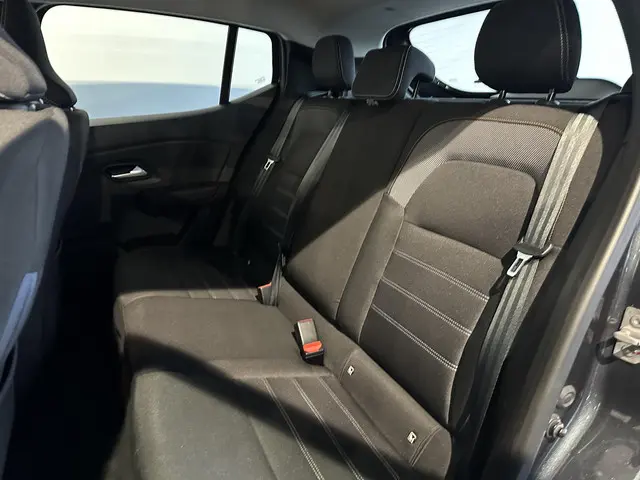 Dacia Sandero Stepway 1.0 TCe 90 Comfort 2021 Benzine 8