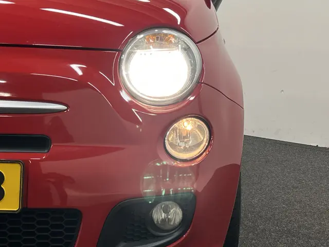 Fiat 500 0.9 TwinAir Turbo 500S 2015 Benzine 31
