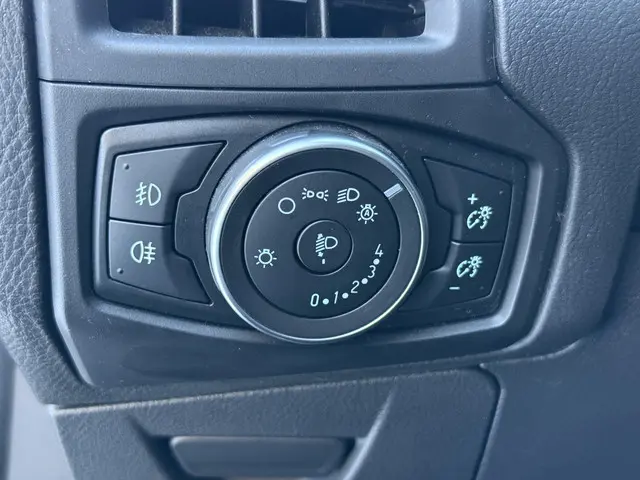 Ford Focus Wagon 1.5 Titanium 2016 Benzine 18