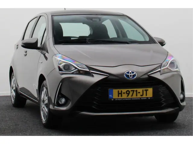 Toyota Yaris 1.5 Hybrid Executive 2018 Hybride Benzine 21