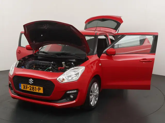 Suzuki Swift 1.2 Select 2018 Benzine 17