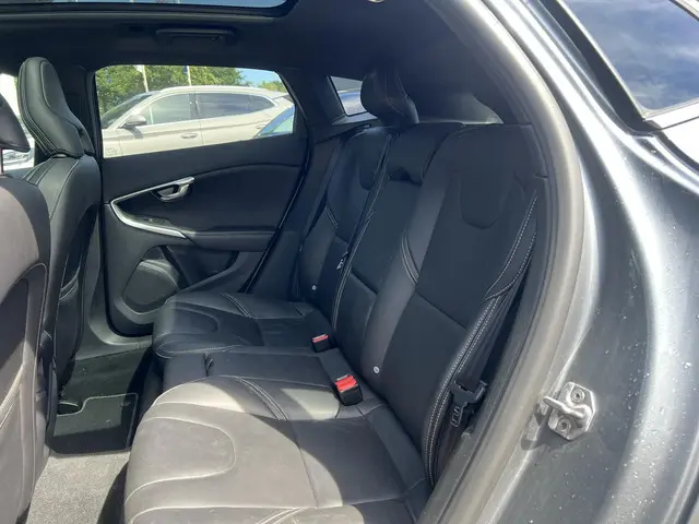 Volvo V40 1.5 T3 Polar+ Sport 2019 Benzine 12