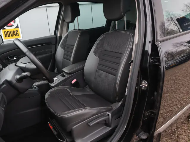 Renault Scénic 1.2 TCe 130 PK Bose 2014 Benzine 21