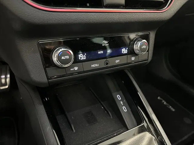 Škoda Scala 1.0 Tsi 110pk DSG Sport Business 2023 Benzine 7