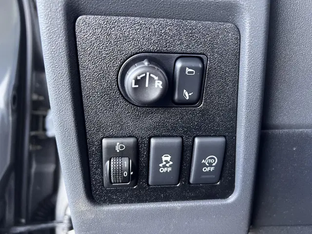 Nissan QASHQAI 1.6 360 2013 Benzine 29