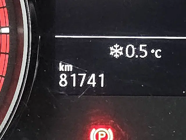 MAN TGE 3.140 2023 Diesel 9